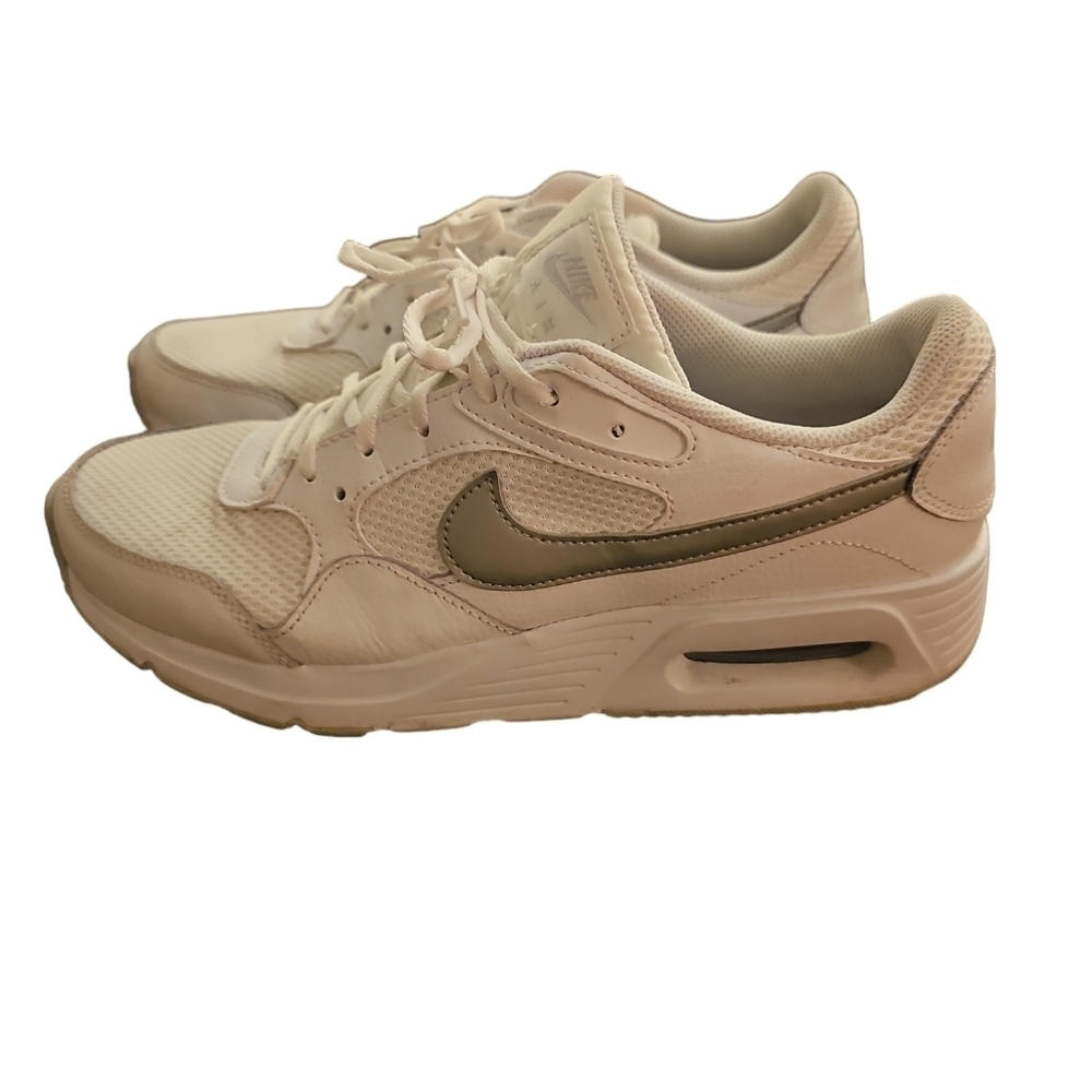 Nike Air Max sz 11 white sneakers athletic shoes SH237